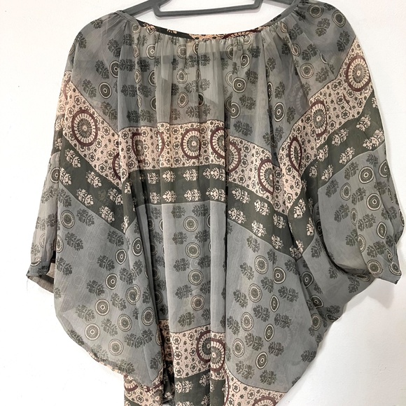 Doman Sleeve Sheer Flowy Boho Blouse - Picture 2 of 8